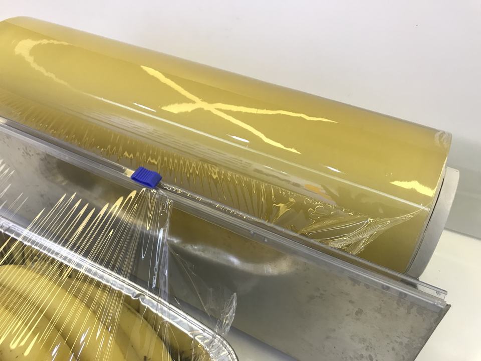 10-15Mic 30-50Cm Width Jumbo Roll Oem Odm Foodgrade Pvc Cling Film Wrap Stretch Film Food Fresh Film For Meat Packing